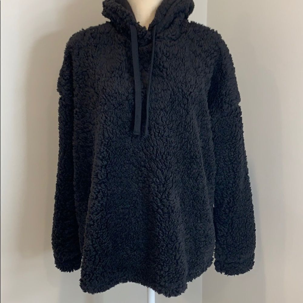Sherpa Hoodie - NEW WITH TAGS - Size large